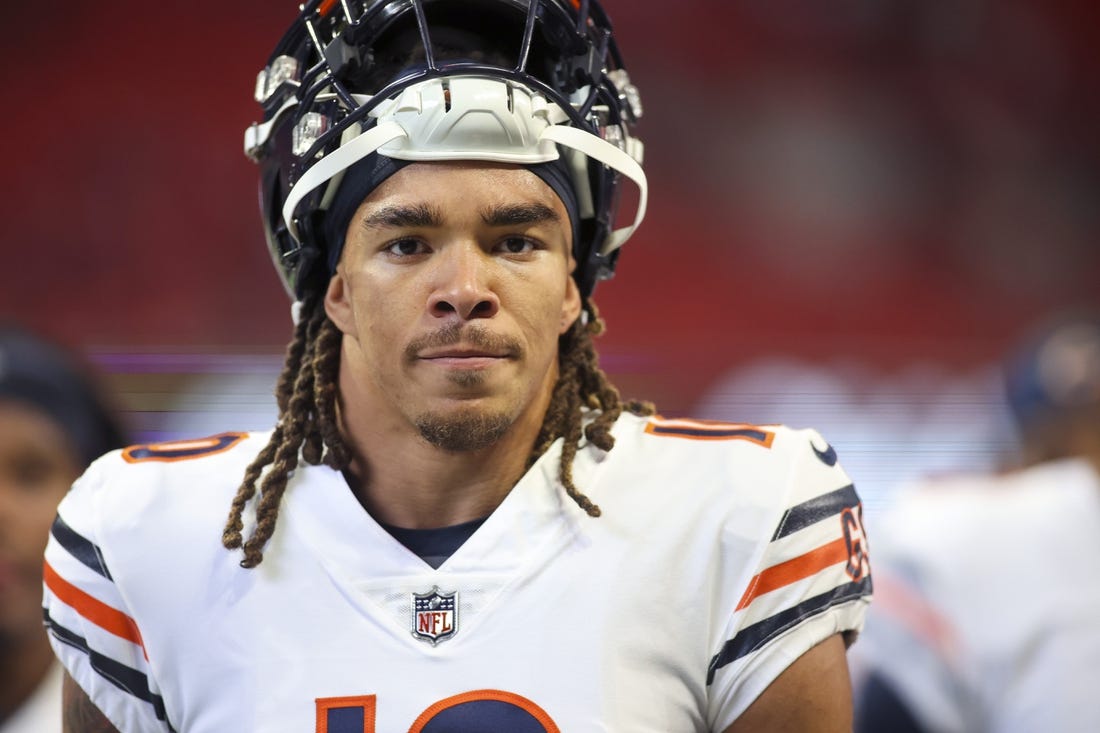 Nov 20, 2022; Atlanta, Georgia, USA; Chicago Bears wide receiver Chase Claypool (10) prepares for a game against the Atlanta Falcons at Mercedes-Benz Stadium. Mandatory Credit: Brett Davis-USA TODAY Sports