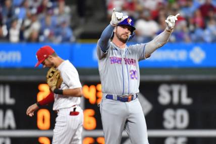 Sep 22, 2023; Philadelphia, Pennsylvania, USA; New York Mets first baseman Pete Alonso (20) reacts after hitting an RBI double during the first inning against the Philadelphia Phillies at Citizens Bank Park. Mandatory Credit: Eric Hartline-USA TODAY Sports