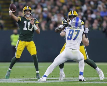 Sep 28, 2023; Green Bay, Wisconsin, USA; Green Bay Packers quarterback Jordan Love (10) passes the ball against the Detroit Lions during their football game on Thursday, September 28, 2023, at Lambeau Field in Green Bay, Wis. The Lions won the game, 34-20. Mandatory Credit: Tork Mason-USA TODAY Sports