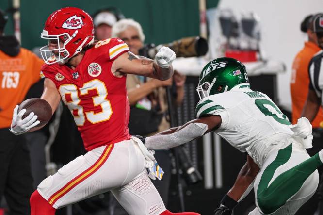 Isiah Pacheco helps Chiefs hold off upset-minded Jets