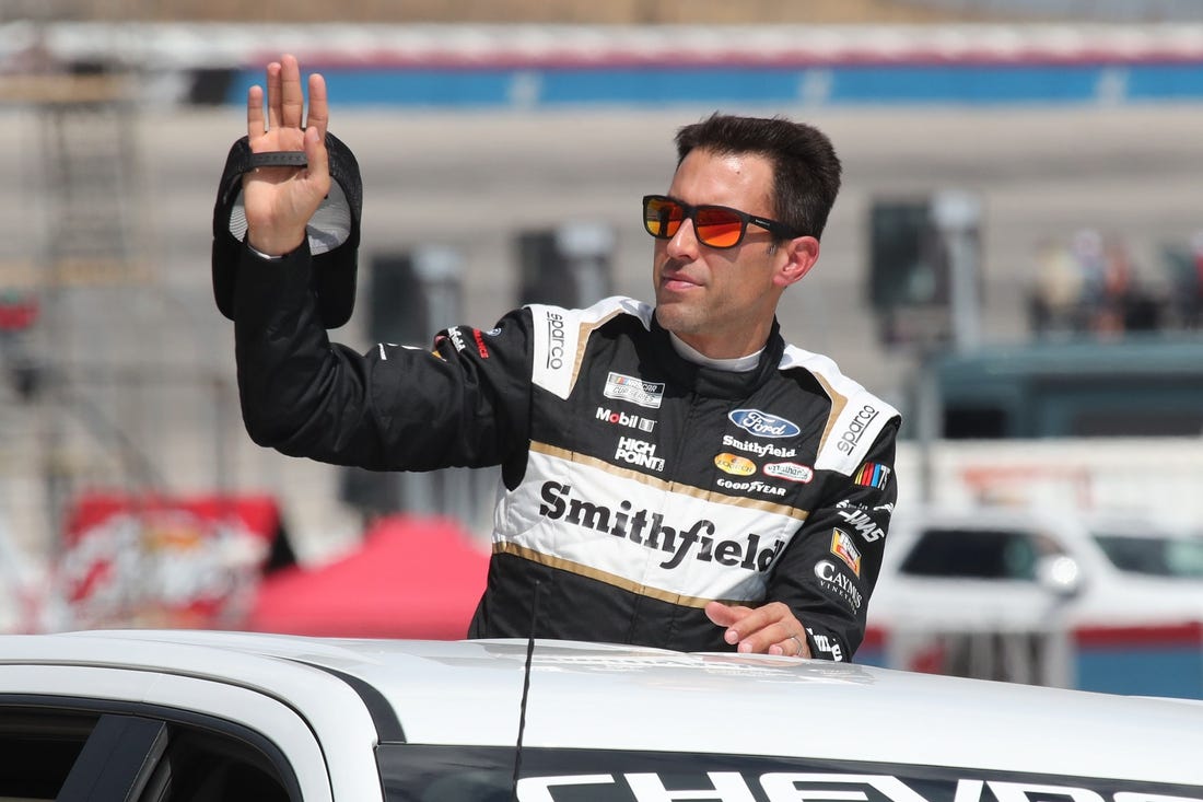 Sep 24, 2023; Fort Worth, Texas, USA;  NASCAR Cup Series driver Aric Almirola (10) during driver introductions before the AutoTrader EcoPark Automotive 400 at Texas Motor Speedway. Mandatory Credit: Michael C. Johnson-USA TODAY Sports