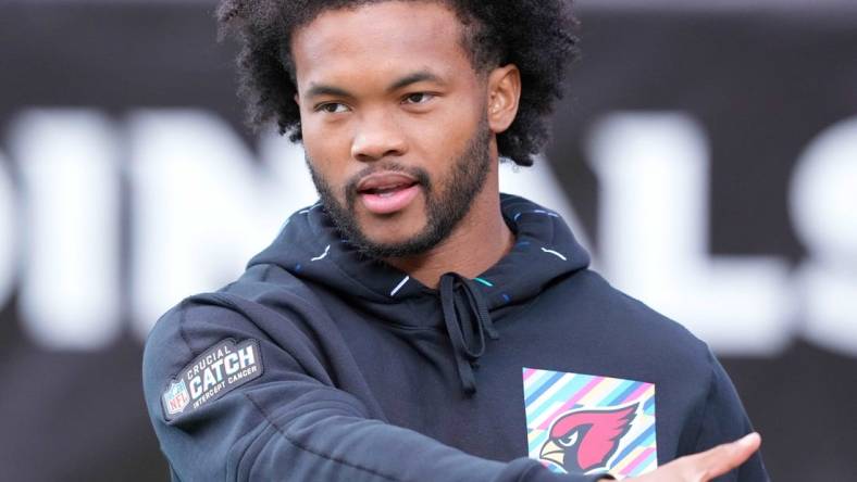 Oct 8, 2023; Glendale, Arizona, USA; Arizona Cardinals quarterback Kyler Murray (1) looks on prior to the game between the Arizona Cardinals and the Cincinnati Bengals at State Farm Stadium. Mandatory Credit: Joe Camporeale-USA TODAY Sports