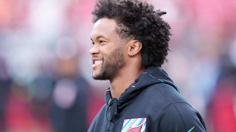 Oct 8, 2023; Glendale, Arizona, USA; Arizona Cardinals quarterback Kyler Murray (1) looks on prior to the game between the Arizona Cardinals and the Cincinnati Bengals at State Farm Stadium. Mandatory Credit: Joe Camporeale-USA TODAY Sports