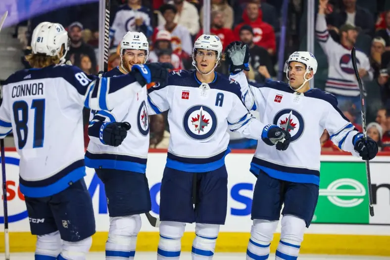 Winnipeg Jets Mark Scheifele is not expected to play through the