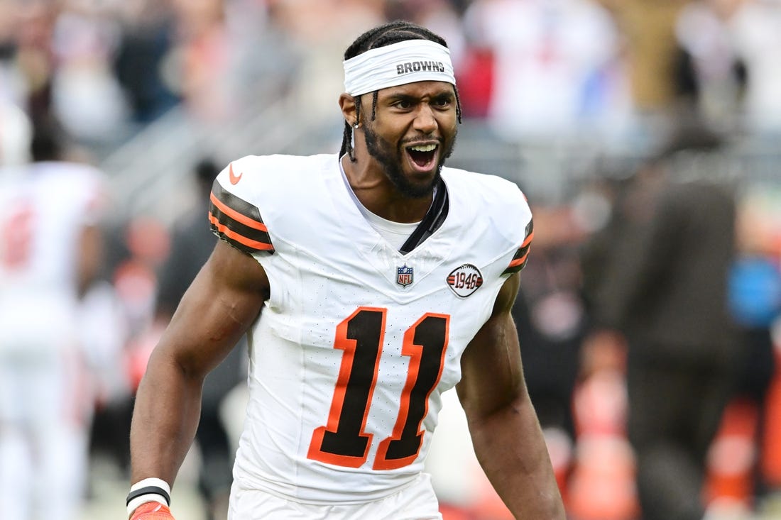 Oct 15, 2023; Cleveland, Ohio, USA; Cleveland Browns wide receiver Donovan Peoples-Jones (11) celebrates after San Francisco 49ers place kicker Jake Moody (not pictured) missed a field goal during the final seconds of the game at Cleveland Browns Stadium. Mandatory Credit: Ken Blaze-USA TODAY Sports