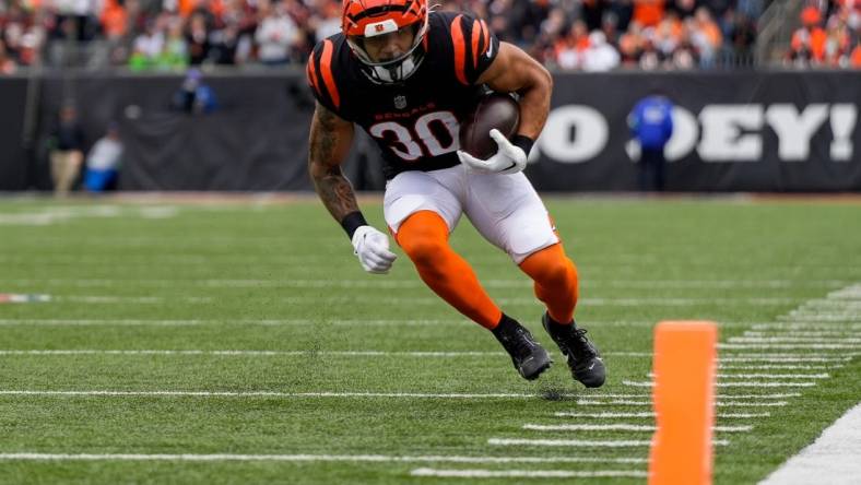 Cincinnati Bengals running back Chase Brown (30) eyes the end zone after catching a pass in the second quarter of the NFL Week 6 game between the Cincinnati Bengals and the Seattle Seahawks at Paycor Stadium in downtown Cincinnati on Sunday, Oct. 15, 2023.