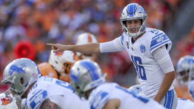 Oct 15, 2023; Tampa, Florida, USA;  Detroit Lions quarterback Jared Goff (16) calls a play at the line against the Tampa Bay Buccaneers in the first quarter at Raymond James Stadium. Mandatory Credit: Nathan Ray Seebeck-USA TODAY Sports