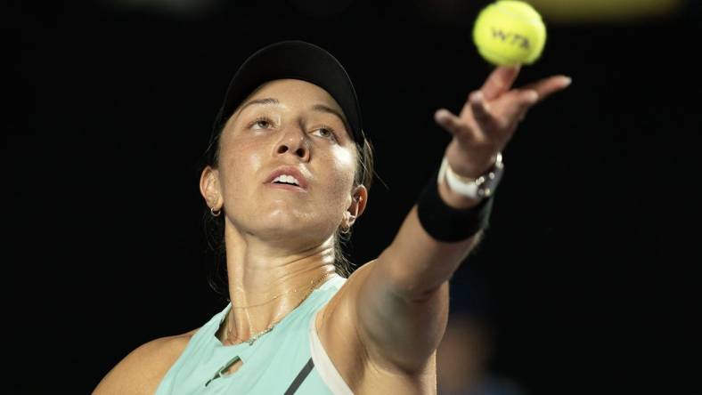 Oct 31, 2023; Cancun, Mexico; Jessica Pegula (USA) tosses the ball to serve during her match against Aryna Sabalenka on day three of the GNP Saguaros WTA Finals Cancun. Mandatory Credit: Susan Mullane-USA TODAY Sports