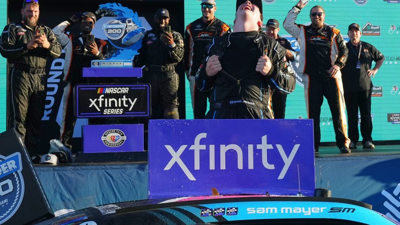 NASCAR: Xfinity Series Contender Boats 300