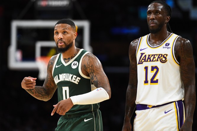 NBA: Preseason-Milwaukee Bucks at Los Angeles Lakers