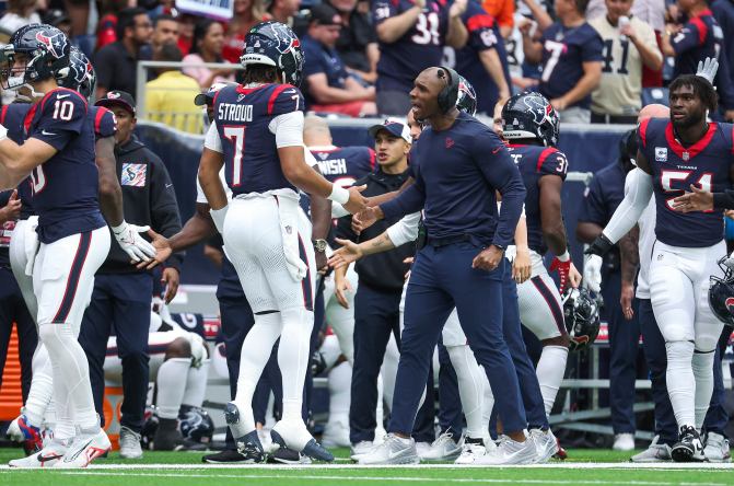 NFL: New Orleans Saints at Houston Texans