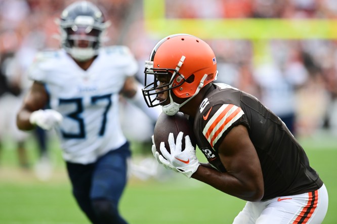 NFL: Tennessee Titans at Cleveland Browns