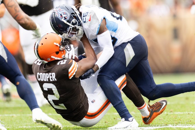 NFL: Tennessee Titans at Cleveland Browns