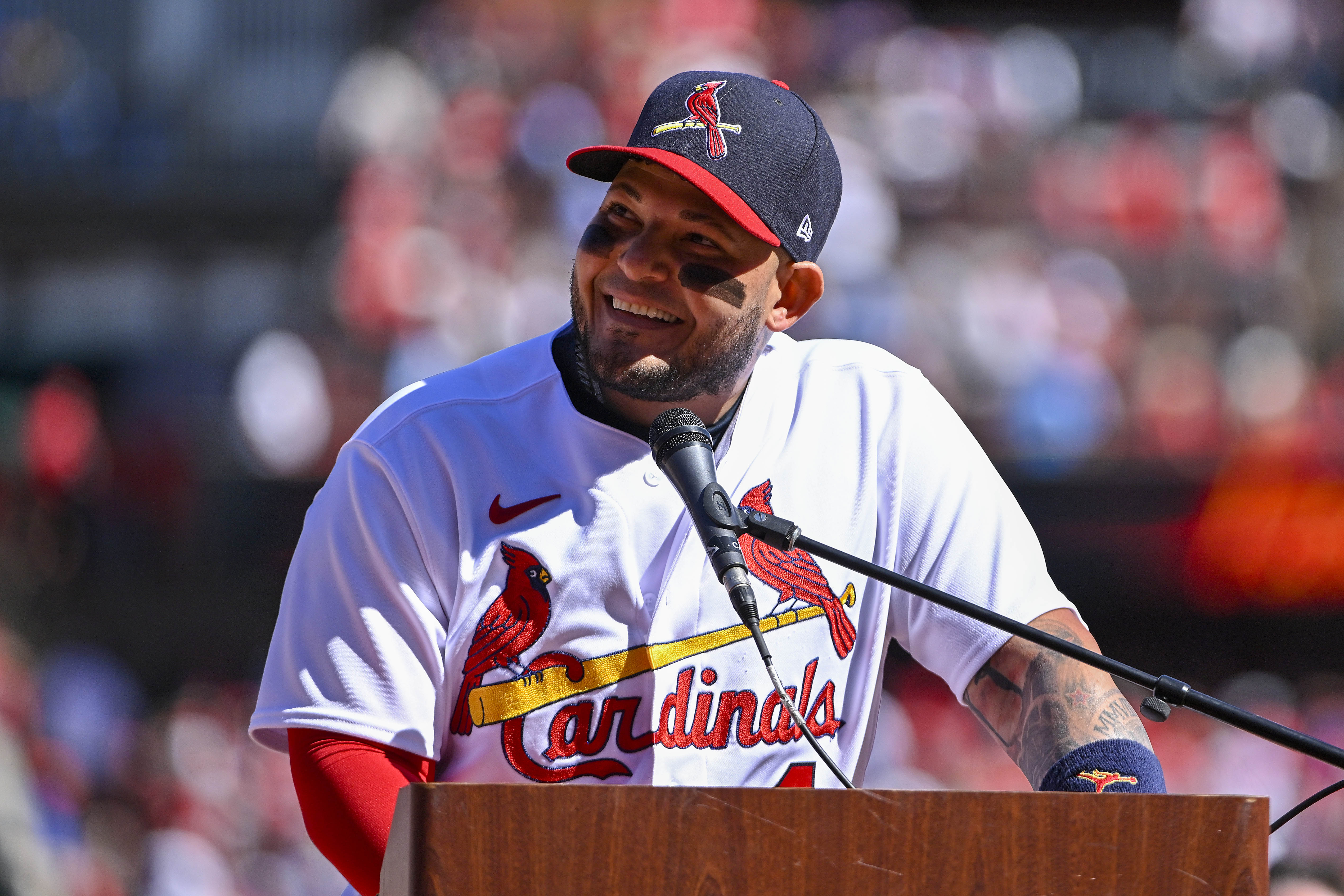 St. Louis Cardinals seriously considering adding team legend to 2025