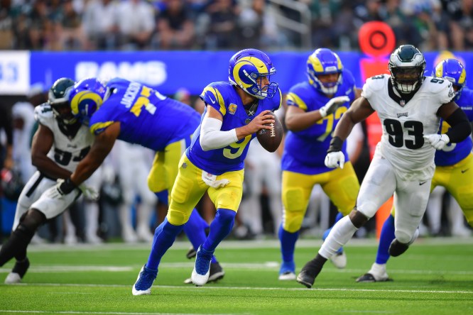 Fantasy Football Start 'Em Sit 'Em 2022 NFL Week 6: Quarterback