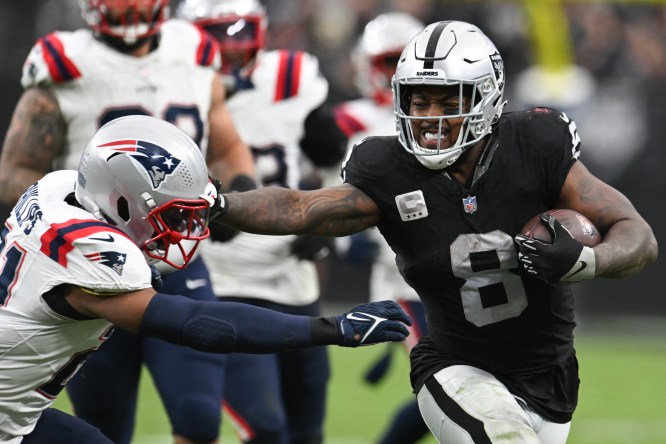 las vegas raiders trade plans: josh jacobs