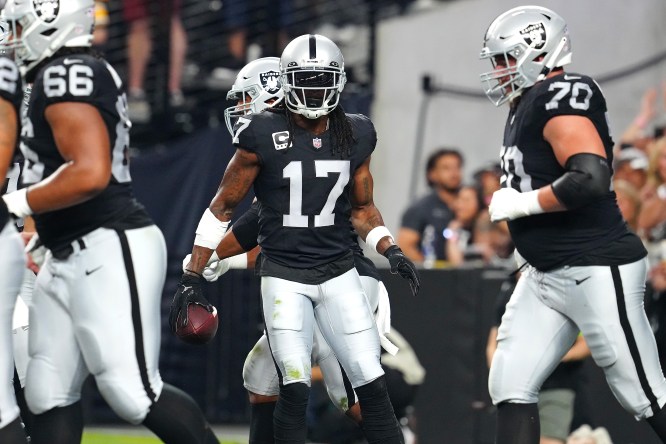 Las Vegas Raiders' upset caps record week for NFL underdogs - ABC13 Houston