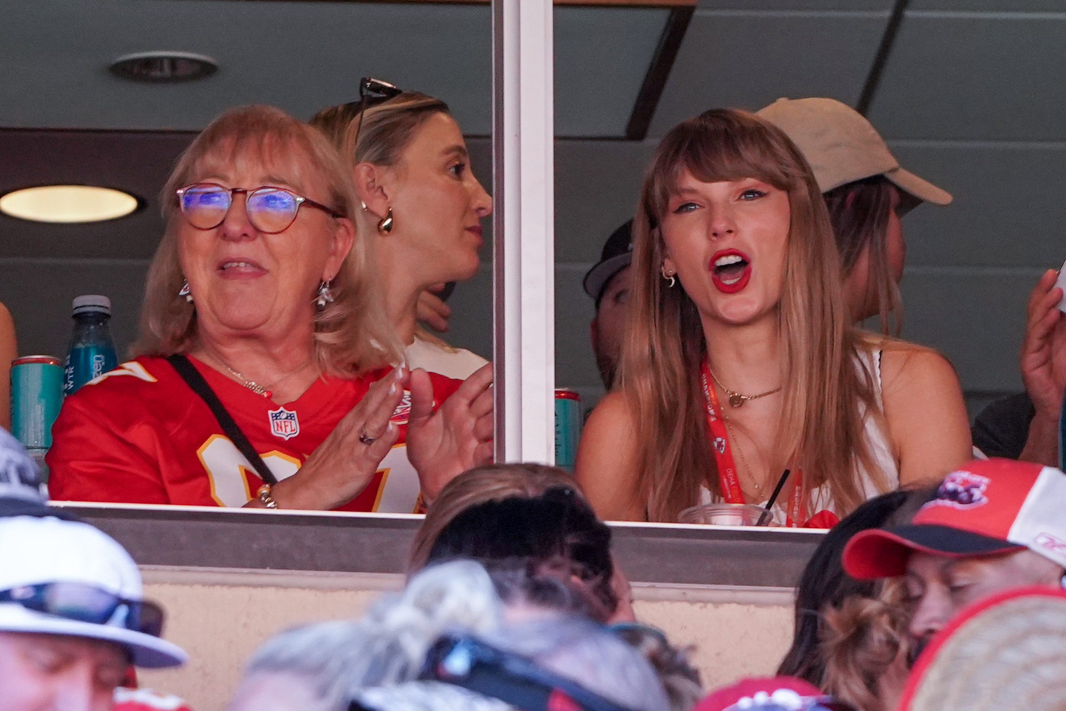 Travis Kelce wants Taylor Swift coverage reduced during Kansas City ...