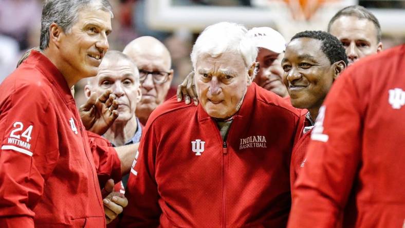 Former Indiana University Hoosier Head Coach Bobby Knight makes his first public appearance at IU Simon Skjodt Assembly Hall in years, during a game between the IU Hoosiers and the Purdue Boilermakers, at IU, Saturday, Feb. 8, 2020.

Cent02 797efx6io8ynq0twjxc Original