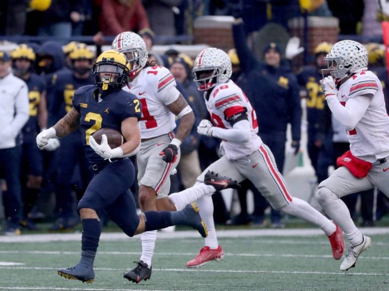 Michigan Wolverines running back Blake Corum gets a chance to outrun Ohio State 

on Saturday.