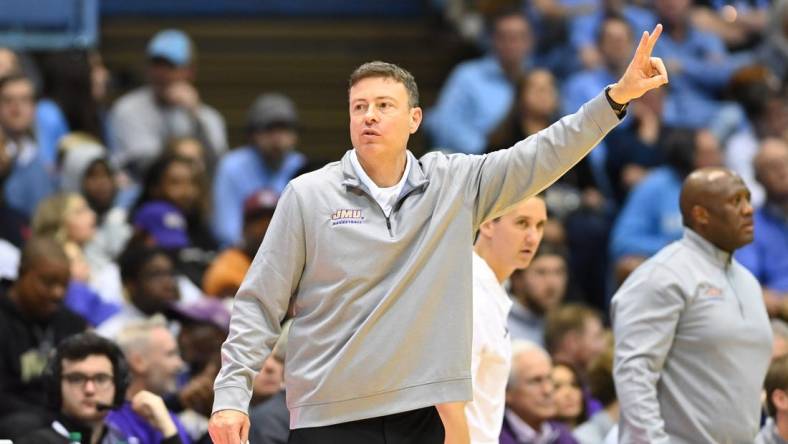 Nov 20, 2022; Chapel Hill, North Carolina, USA; James Madison Dukes head coach Mark Byington reacts in the second half at Dean E. Smith Center. Mandatory Credit: Bob Donnan-USA TODAY Sports