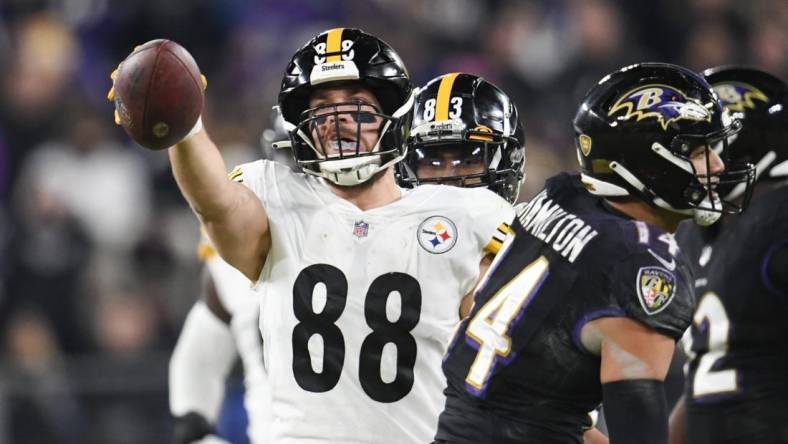 Jan 1, 2023; Baltimore, Maryland, USA;  Pittsburgh Steelers tight end Pat Freiermuth (88) reacts after a first down during the first half at against the Baltimore Ravens M&T Bank Stadium. Mandatory Credit: Tommy Gilligan-USA TODAY Sports