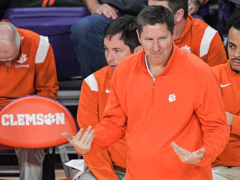 Clemson Head Coach Brad Brownell during the second half at Littlejohn Coliseum Friday, December 2, 2022.

Clemson Basketball Vs Wake Forest University Acc

Syndication The Greenville News