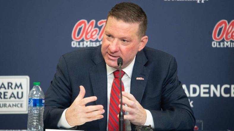 New University of Mississippi basketball coach Chris Beard, left, answers questions from media after a welcoming ceremony at the SJB Pavilion at Ole Miss in Oxford, Miss., Tuesday, March 14, 2023.