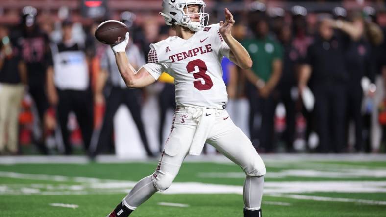 Sep 9, 2023; Piscataway, New Jersey, USA; Temple Owls quarterback E.J. Warner (3) throws the ball during the first half against the Rutgers Scarlet Knights at SHI Stadium. Mandatory Credit: Vincent Carchietta-USA TODAY Sports