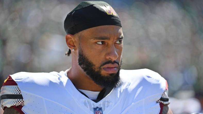 Oct 1, 2023; Philadelphia, Pennsylvania, USA; Washington Commanders defensive end Montez Sweat (90) on the field against the Philadelphia Eagles at Lincoln Financial Field. Mandatory Credit: Eric Hartline-USA TODAY Sports