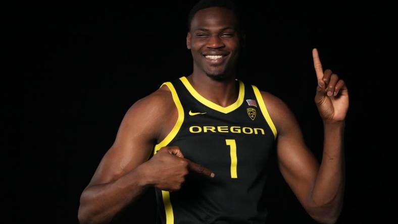 Oct 11, 2023; Las Vegas, NV, USA; Oregon Ducks center N'Faly Dante (1) poses during Pac-12 Media Day at Park MGM Las Vegas Conference Center. Mandatory Credit: Kirby Lee-USA TODAY Sports