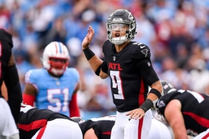 Oct 29, 2023; Nashville, Tennessee, USA; Atlanta Falcons quarterback Desmond Ridder (9) against the Tennessee Titans during the first half at Nissan Stadium. Mandatory Credit: Steve Roberts-USA TODAY Sports