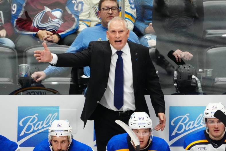 Nov 1, 2023; Denver, Colorado, USA; St. Louis Blues head coach Craig Berube calls out the third period against the St. Louis Blues at Ball Arena. Mandatory Credit: Ron Chenoy-USA TODAY Sports