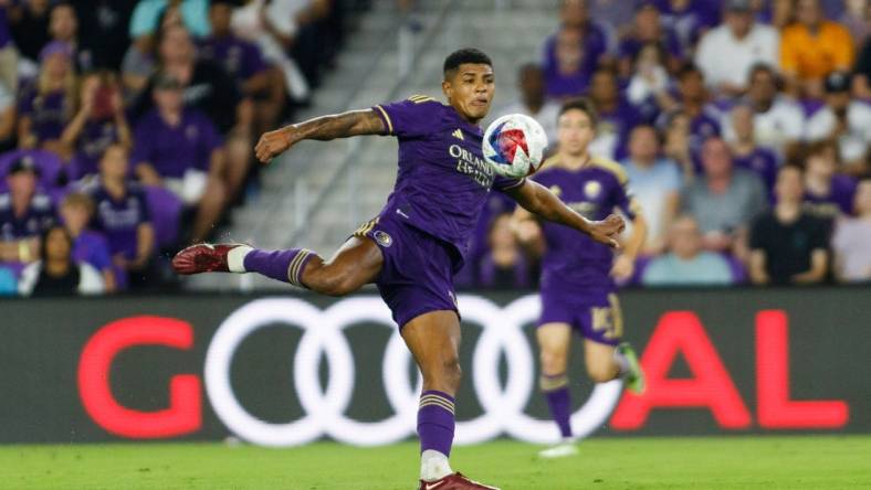 Oct 30, 2023; Orlando, Florida, USA; Orlando City SC midfielder Wilder Cartagena (16) against Nashville SC in the second half at Exploria Stadium. Mandatory Credit: Morgan Tencza-USA TODAY Sports