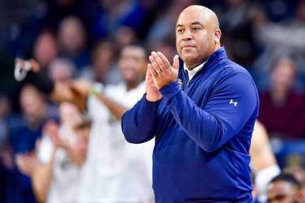Notre Dame Fighting Irish head coach Micah Shrewsberry reacts in the first half against Niagara Monday, Nov. 6, 2023, at the Purcell Pavilion.