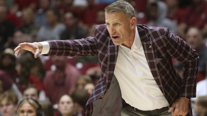 Nov 6, 2023; Tuscaloosa, Alabama, USA;  Alabama head coach Nate Oats directs the Crimson Tide as they play Morehead State in the game at Coleman Coliseum. Mandatory Credit: Gary Cosby Jr.-USA TODAY Sports