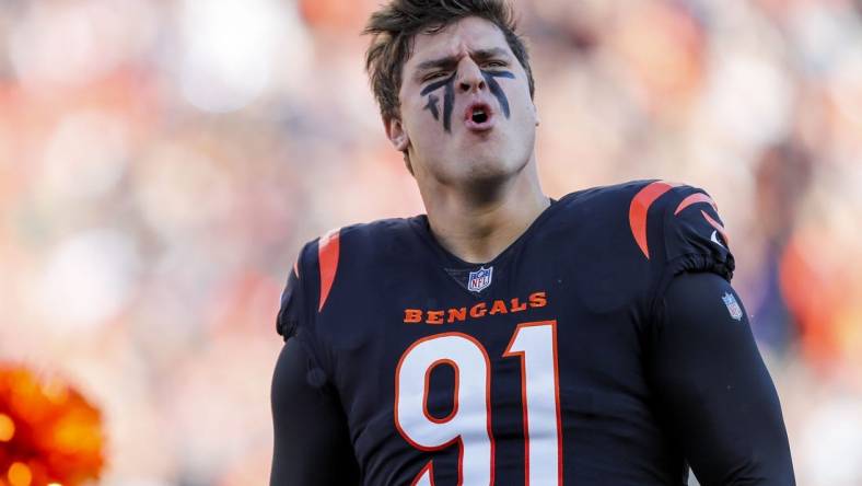 Nov 12, 2023; Cincinnati, Ohio, USA; Cincinnati Bengals defensive end Trey Hendrickson (91) runs onto the field before the game against the Houston Texans at Paycor Stadium. Mandatory Credit: Katie Stratman-USA TODAY Sports