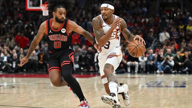 Nov 8, 2023; Chicago, Illinois, USA;  Phoenix Suns guard Bradley Beal (3) controls the ball against the Chicago Bulls at United Center. Mandatory Credit: Jamie Sabau-USA TODAY Sports