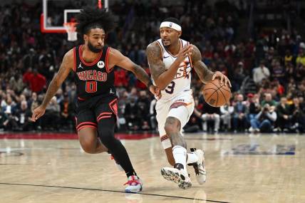 Nov 8, 2023; Chicago, Illinois, USA;  Phoenix Suns guard Bradley Beal (3) controls the ball against the Chicago Bulls at United Center. Mandatory Credit: Jamie Sabau-USA TODAY Sports