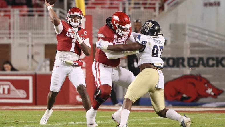 Nov 18, 2023; Fayetteville, Arkansas, USA; Arkansas Razorbacks quarterback KJ Jefferson (1) passes in the first half against the FIU Panthers at Donald W. Reynolds Razorback Stadium. Mandatory Credit: Nelson Chenault-USA TODAY Sports