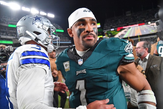 NFL: Dallas Cowboys at Philadelphia Eagles