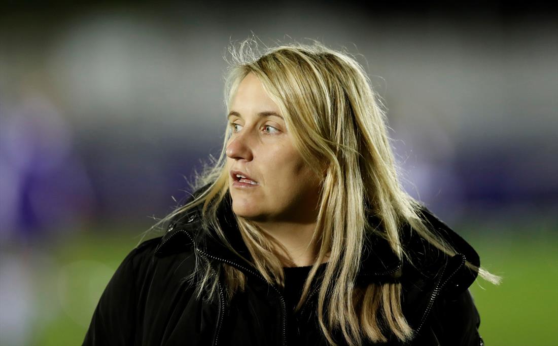 Soccer Football - Women's Champions League - Chelsea vs Rosengard - Kingsmeadow, London, Britain - November 8, 2017 Chelsea manager Emma Hayes Action Images/Peter Cziborra