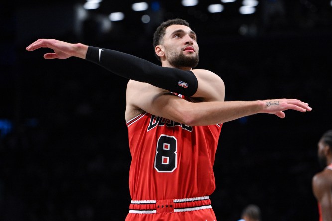 los angeles lakers rumors, zach lavine trade