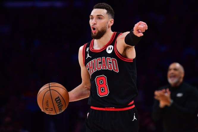 los angeles lakers trade for zach lavine