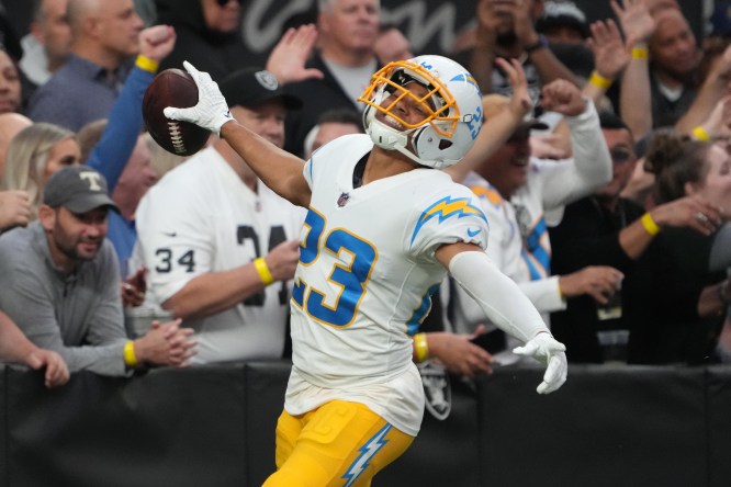 nfl free agents: bryce callahan
