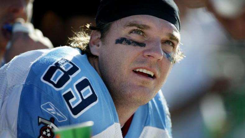 Tennessee Titans tight end Frank Wycheck (89) sits on the sideline against the Jacksonville Jaguars at Alltell Stadium Dec. 22, 2002 in Jacksonville, Fla.

Titans V Jaguars