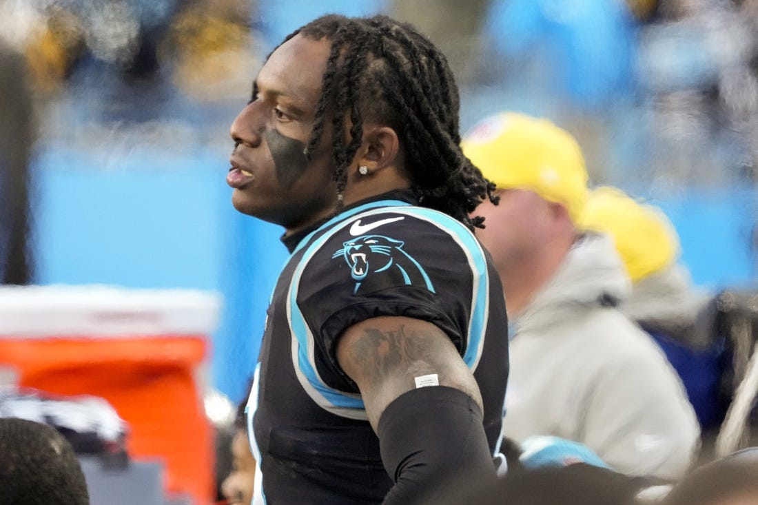 Dec 18, 2022; Charlotte, North Carolina, USA;  Carolina Panthers cornerback Jaycee Horn (8) watches the offense in the final seconds during the second half against the Pittsburgh Steelers at Bank of America Stadium. Mandatory Credit: Jim Dedmon-USA TODAY Sports