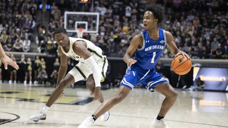 New Orleans Privateers guard Jordan Johnson (1) is a key scoring threat at Ohio State. Mandatory Credit: Marc Lebryk-USA TODAY Sports