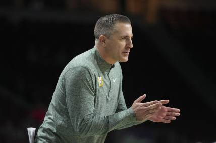 March 4, 2023; Las Vegas, NV, USA; San Francisco Dons head coach Chris Gerlufsen instructs during the second half in the quarterfinals of the WCC Basketball Championships at Orleans Arena. Mandatory Credit: Kyle Terada-USA TODAY Sports
