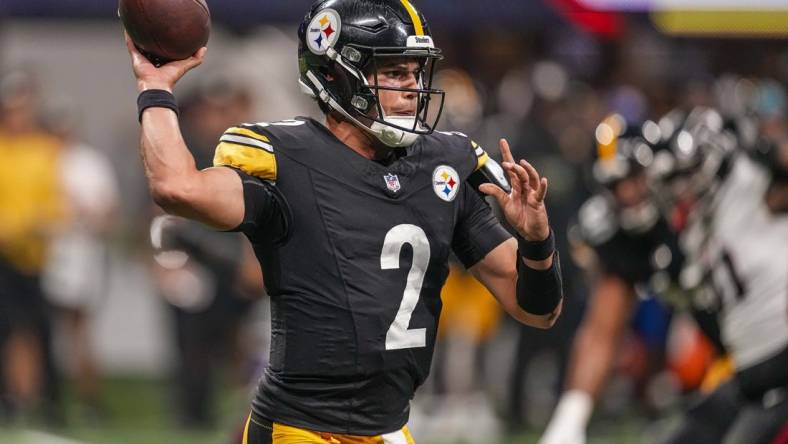 Aug 24, 2023; Atlanta, Georgia, USA; Pittsburgh Steelers quarterback Mason Rudolph (2) passes the ball against the Atlanta Falcons during the second half at Mercedes-Benz Stadium. Mandatory Credit: Dale Zanine-USA TODAY Sports